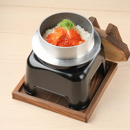 注文してから調理◯うおぷく名物釜飯