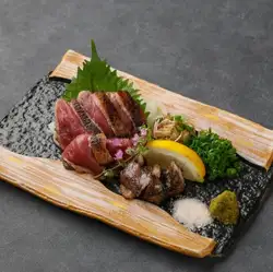 ツムラ本店河内鴨の炙り刺し