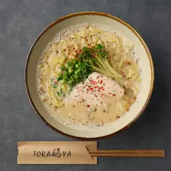 濃厚鶏白湯ラーメン