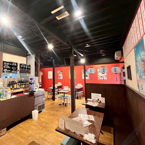 We can accommodate a wide range of groups, from small to large. We have a variety of seating options, so we can accommodate you depending on your needs! Private reservations are possible for up to 30 people.Please feel free to contact us ♪