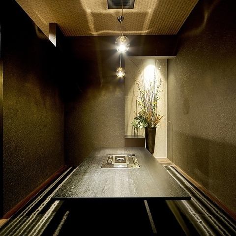 You'll definitely get addicted to the private room with a horigotatsu, which provides privacy!
