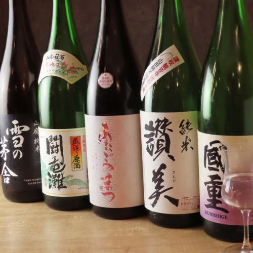 日本酒も多数取り揃え