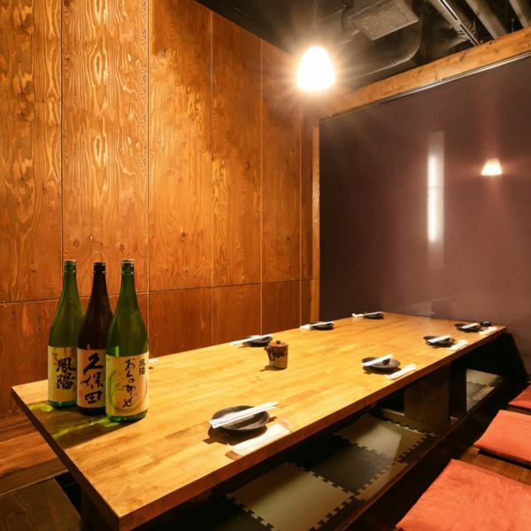The calming Japanese space illuminated by warm lighting will make you forget your daily fatigue.Our private rooms are ideal for meals with family and friends, important meetings, and entertainment.(Sendai station, private room, izakaya, beef tongue, shabu-shabu, meat hot pot)