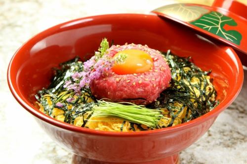 黒毛和牛炙り鉄火丼