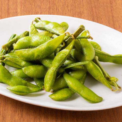 Freshly boiled green soybeans
