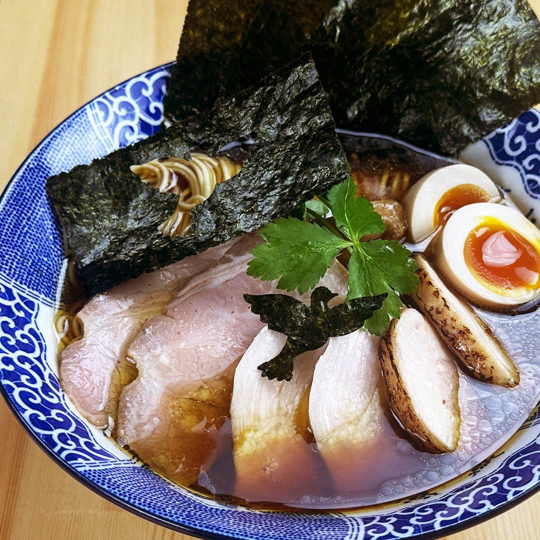 自信作◎地鶏中華そば。炊き立てがたまらない秩父おかん飯♪ トリコセットも是非!