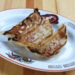 鲜嫩多汁！肉馅煎饺（3个）