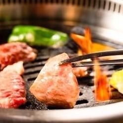 【A5 노토 소 갈비를 포함한 산인 고기 만끽 코스 ♪ 〆의 냉면 · 디저트 포함!] 전 15 품 6000 엔 (세금 포함)