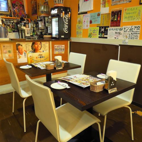 A large number of table seats for fashionable two people are also available ♪