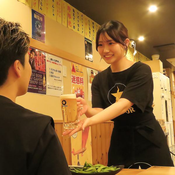 えっ、50円！？レモンが、心にしみる、、、激安レモンサワーで乾杯★お酒も料理もコスパ最強の居酒屋！