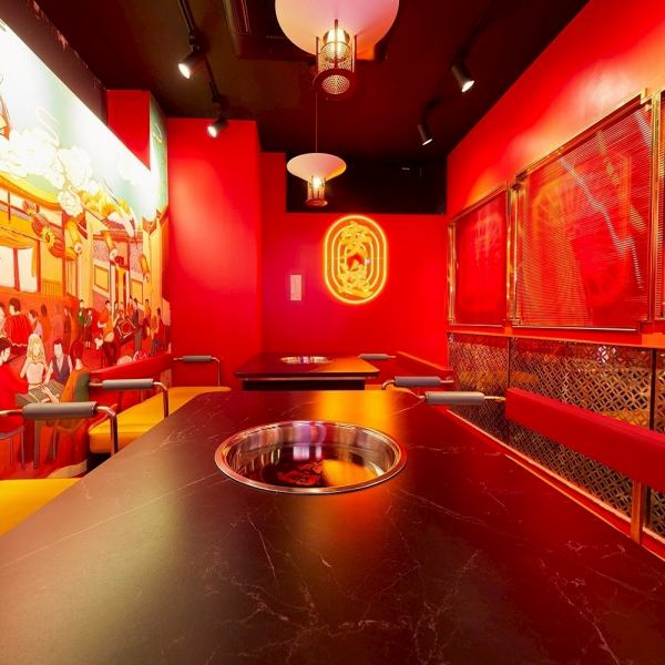 【提供全私密包间】距离涩谷站仅需步行4分钟，地理位置优越，也是举办会议的理想场所。我们精心设计的私密包间让您无需担心打扰他人，尽享宴会和酒会的乐趣！由于包间非常受欢迎，敬请提前预订！我们还提供多种优惠券，详情请查看优惠券页面！是涩谷地区举办宴会、商务招待、欢迎/欢送会和约会的完美之选。