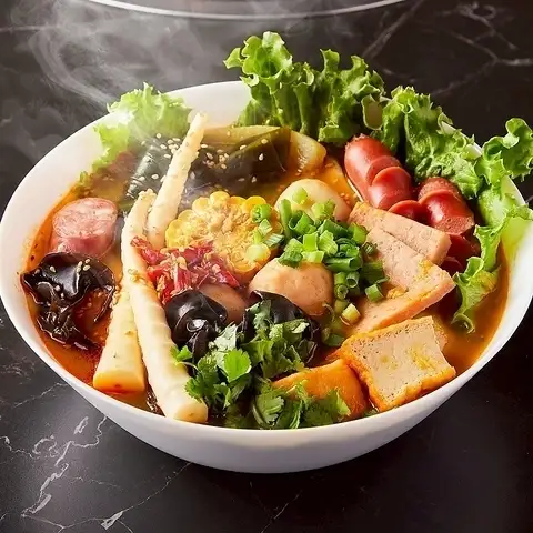 超人气！【仅限工作日午餐，11:00-15:00】（麻辣汤）