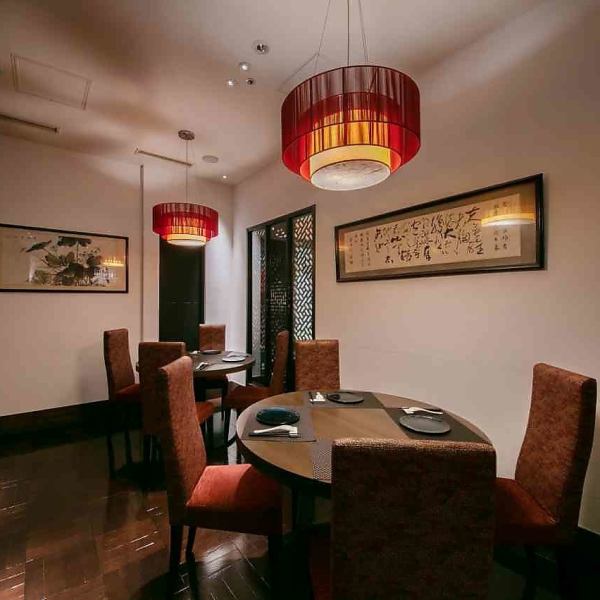 洗練された上質な空間◎様々な個室をご用意しており、2名様から14名様までご利用いただけます。ご宴会・女子会・普段のお食事はもちろん、お誕生日、記念日のお祝いなど、大切な日にもおすすめ。趣ある個室でごゆったりとお過ごしください。