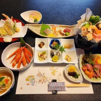 [Recommended] Lots of seasonal ingredients! 10 dishes including yose nabe style and red snow crab for 5,500 yen (tax included)