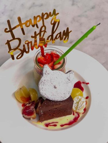 お値打ちでボリューム満点のフランス料理店

リーヴルディマージュです。

今日　明日は連休です。

お席ですが26日のディナーはネット予約は終了しました。

電話予約でしたら受付できる席もあります。

その他の日も埋まりつつある日もありますのでお早めのご予約をお勧めしています。

リーヴルディマージュはご予約無くてもお食事出来る天白区のフランス料理店です。

天白区にお越しの際は是非お立ち寄りください。

皆様のご来店心よりお待ちしております。

#リーヴルディマージュ
#名古屋
#天白区
#天白区原
#天白区グルメ
#天白区ランチ
#天白区ディナー
#天白区フレンチ
#天白区ビストロ
#天白区ケーキ屋
#天白区パティスリー
#ナポレオンパイ
#クリスマス
#クリスマスケーキ
#クリスマスコース