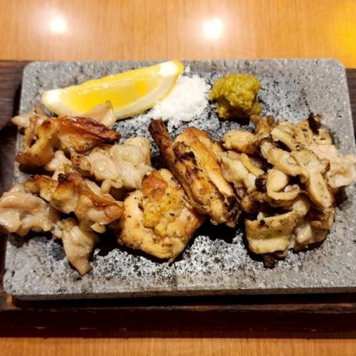 炭火鶏３種の柚子胡椒焼き