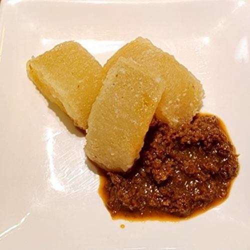 大根の唐揚げ　肉味噌添え