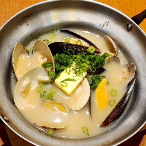 貝の味噌バター蒸し