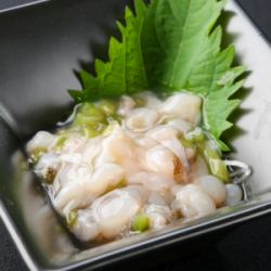 たこわさび／いかの塩辛／枝豆