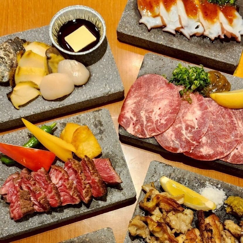 黒毛和牛や牛舌など本格的な石焼きでお召し上がりいただけます。