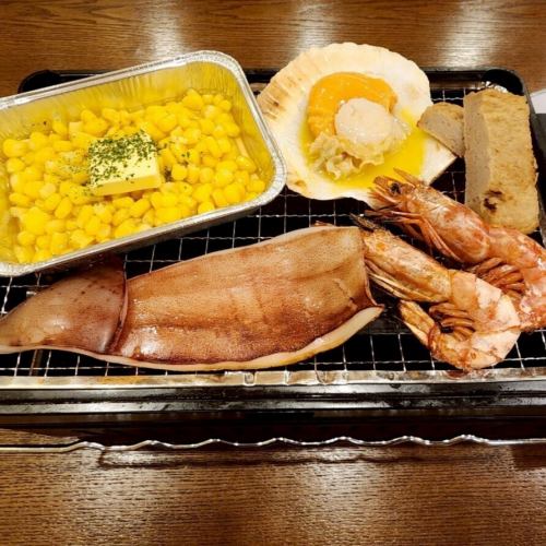 テーブルで焼く浜焼きスタイル☆食欲そそる海の幸☆