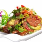 牛肉とキュウリの和え物