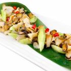 キュウリとサザエ和え物