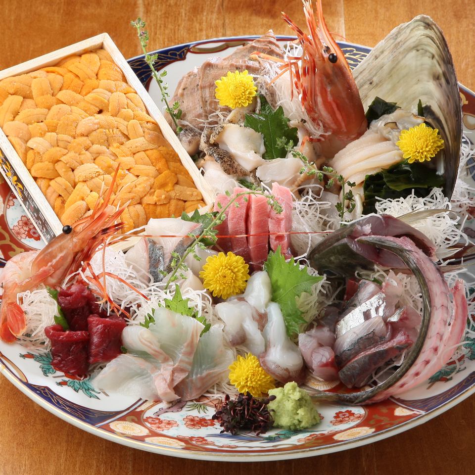 市場から届く新鮮な魚介がオススメ！日本酒との相性抜群！