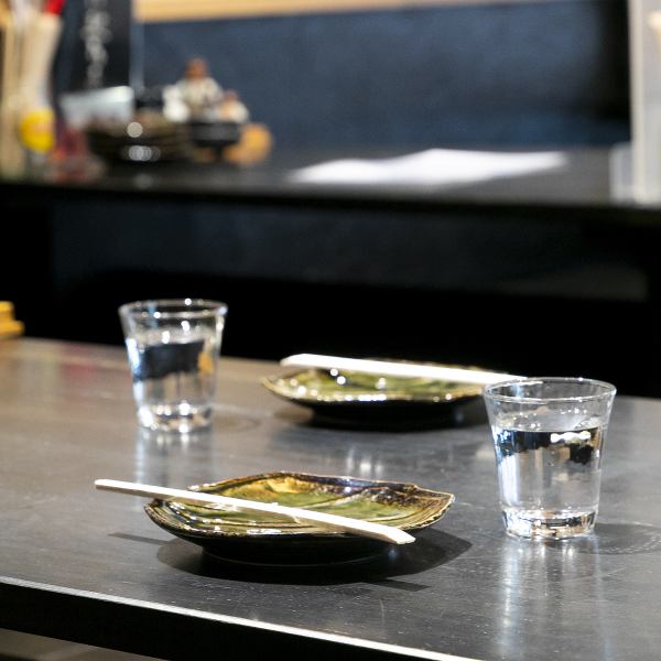京都駅の近くに佇む居酒屋！！広々とした大衆感溢れる店内は懐かしく落ち着ける空間♪【串カツ/デート/女子会/貸切/宴会/コンパ/京都/五条/居酒屋/肉/飲み放題/観光】