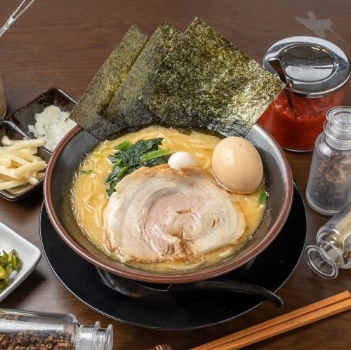 家系豚骨拉麵配調味蛋