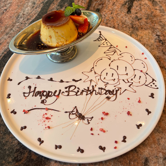 サプライズプレートサービスございます。