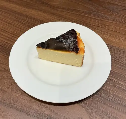 바스크 치즈 케이크