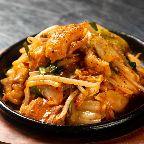 Hormone kimchi teppan