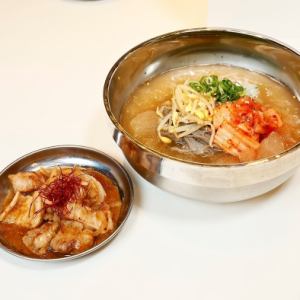 Cold noodles and grilled offal