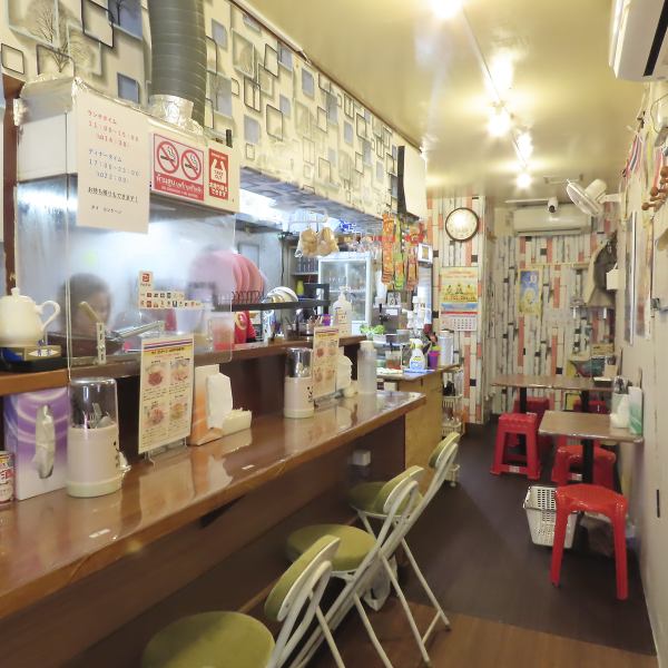 練馬駅より徒歩3分の好立地にある当店では、本場のタイ料理を手軽に堪能できます♪普段のお食事から各種宴会まで、さまざまなシーンでご利用いただけます☆8名様以上での貸切も承っておりますので、人数やご予算についてお気軽にご相談ください◎特別なコースメニューもご提案いたしますので、ぜひご利用ください！
