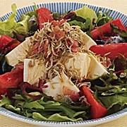 Tofu and tomato jako salad