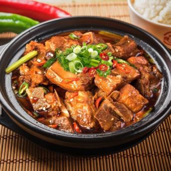 土鍋鶏煮込み