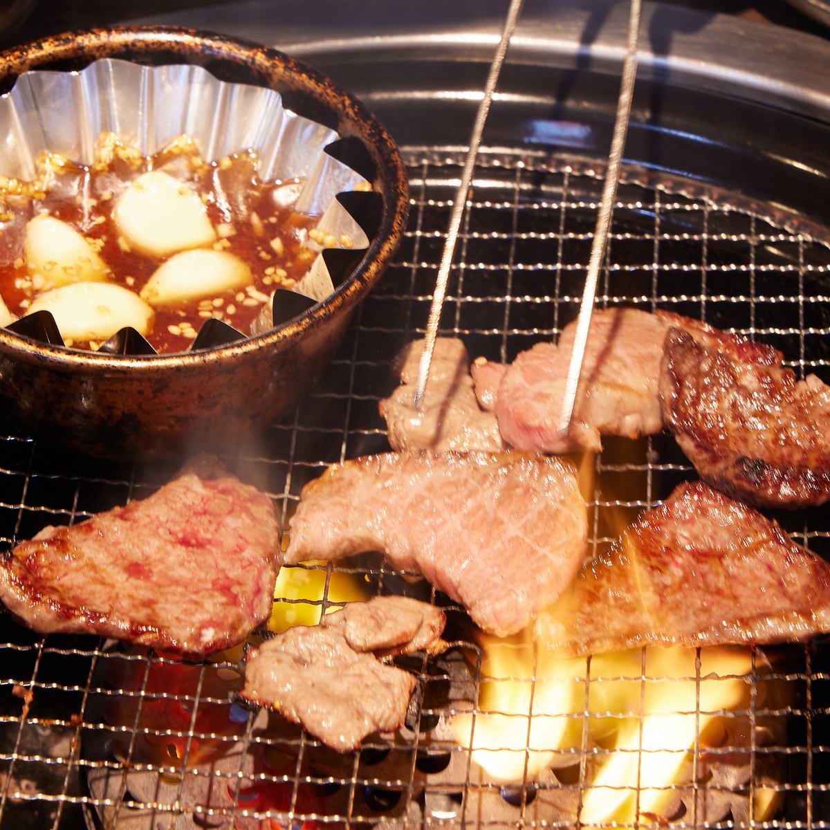 Yakiniku eaten with homemade <simmered sauce> is delicious and addictive !!