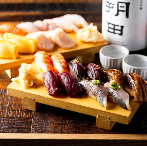 美味的寿司和关东煮