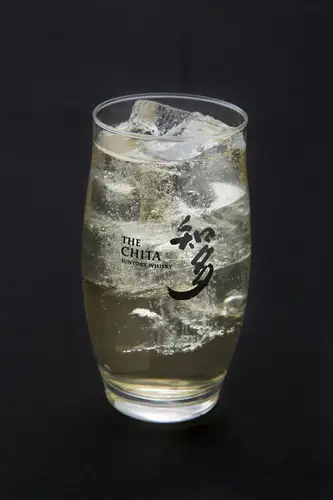 軽やかな味わいの「知多ハイボール」で乾杯！