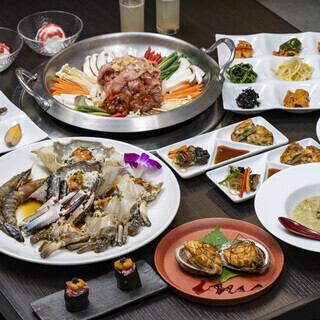 カンジャンケジャンが食べられるヘサンムルコース（ヘサンムル＝海産物）