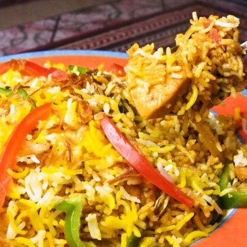 [Recommended shop!] Authentic chicken biryani