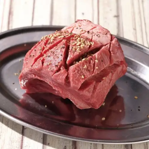 【名物!!】驚愕の大きさの"びっくりタン”