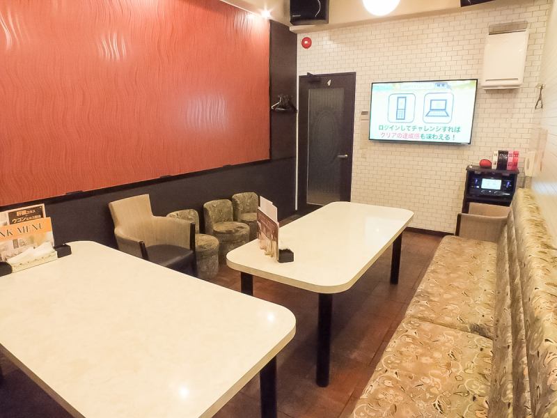 寬敞的房間最多可容納40人！推薦用於派對和余興派對等各種場合。還有980日元起的暢飲套餐，價格實惠。
