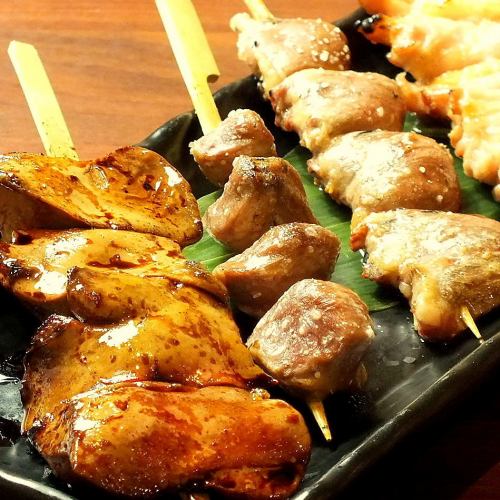 Exquisite charcoal-grilled chicken from a famous restaurant! More than 30 kinds of rare parts!