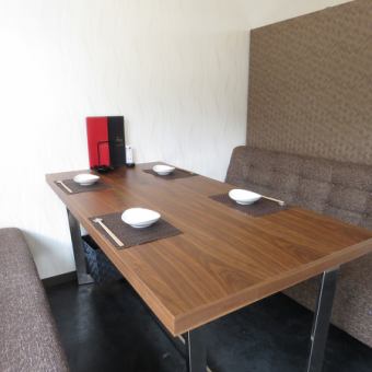 We have sofa seats where you can relax.The private space can be used for various purposes such as entertainment and girls-only gatherings.When you come to Fukuyama, please enjoy our specialty meat and fish on the sofa seats where you can relax and dine.