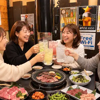 【女子会・ママ会に】トークも弾む！お喋りと絶品肉を愉しむ女子焼肉コース（120分飲放）5,000円