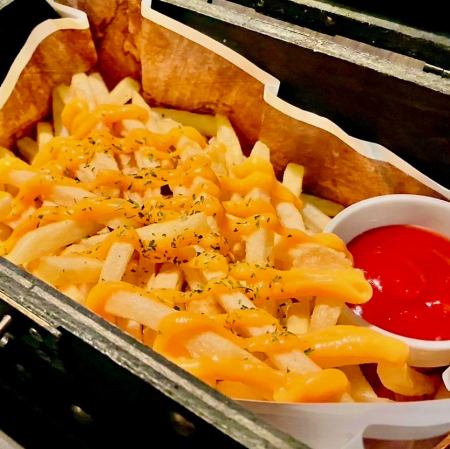 ポテトフリット(チーズソースorコンソメorソルト)