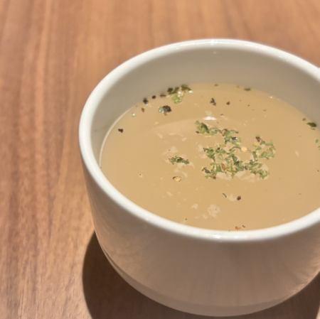 コンソメスープ