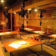 足を崩してお楽しみいただけるお座敷は、老若男女問わず大人気のお席となっております!各種ご宴会に◎